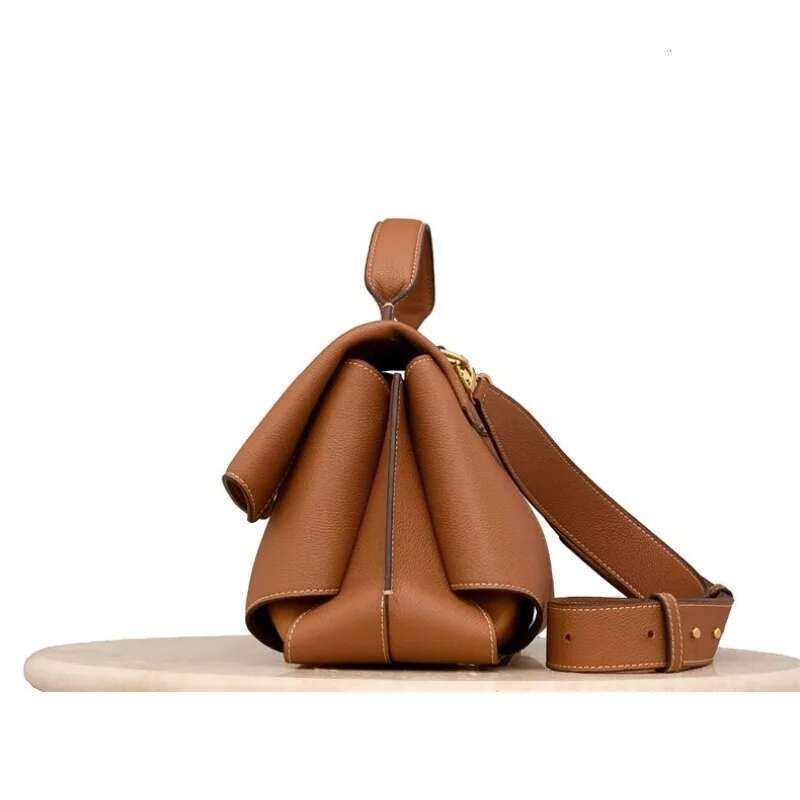 New Leather For Women, Niche Design, Fashionable Pleated Shoulder Bag, Smile Bag