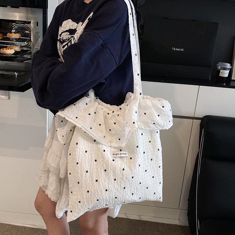 2025 New Spring/Summer Collection Korean Polka Dot Cloth Shoulder Fairy Wind Lotus Leaf Designer Edge Handbag Women's Vacation Chiffon Bag