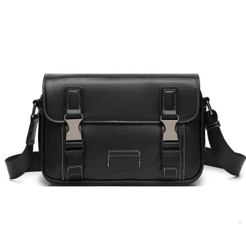 New Designer Crossbody for Men Bags Leather Casual Man Messenger Male Classic Sling Pack Shoulder Bag