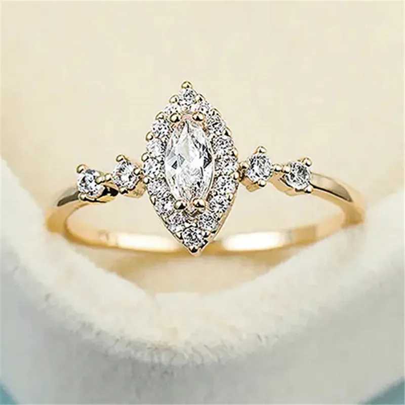 925 Sterling Silver Fashion Luxury Marquise Cubic Zirconia Rings for Women Engagement Wedding Accories JewelryXJ250514