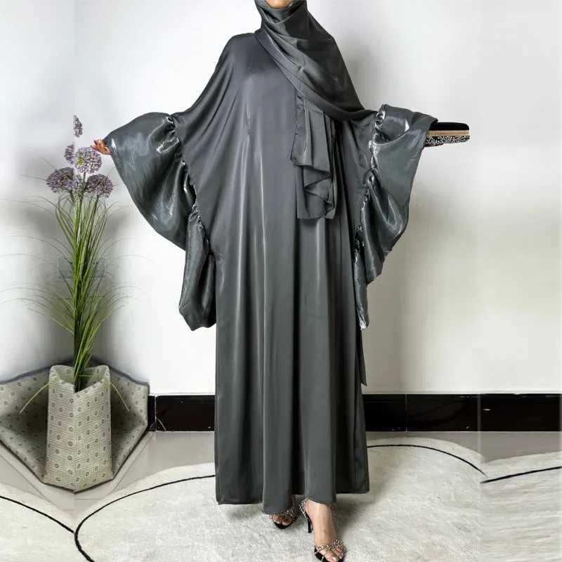 2025 Eid Muslim Abaya Dubai Elegant Ruffle Slve Evening Dresses Arab Satin Robe Moroccan Maxi Islamic Turkey Clothes Kaftan Ramadan X2505141