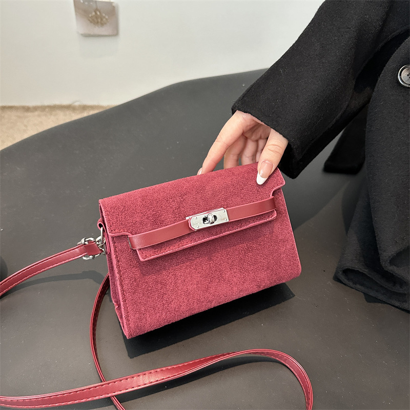 Women's Handbag 2025 Luxury Bag Spring New Frosted Kelly New Free Delivery Designer Bag Armpit With Highend Feel Handheld Crossbody Small Square 