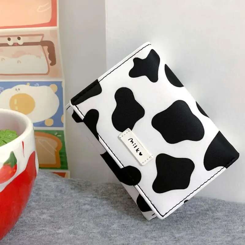 New Fashion Short Change Wallet For Women Japan Korea Style Female Mini Cute Cow Trifold Credit Purse Girls Card Holder Bag