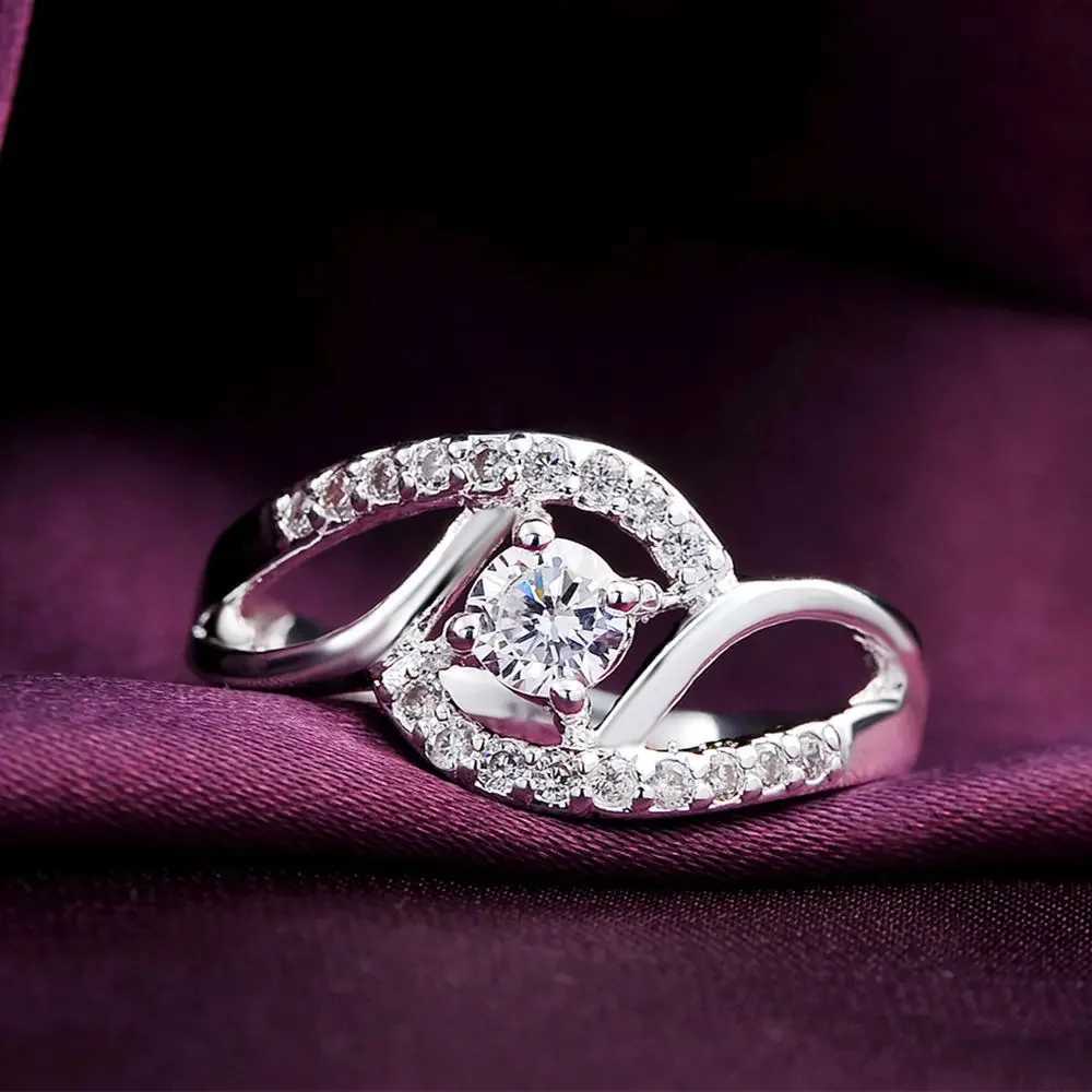 New streetwear 925 Sterling Silver Shiny Zircon diamond Rings For Women Wedding Party Gifts fine Jewelry engagement ringsXJ250514
