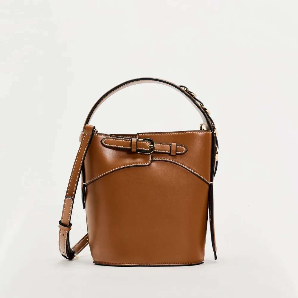 Hot Selling New Hand-Held Small Square Fashionable Handbag, Commuting Shoulder Crossbody Bag, Textured Women's Bag