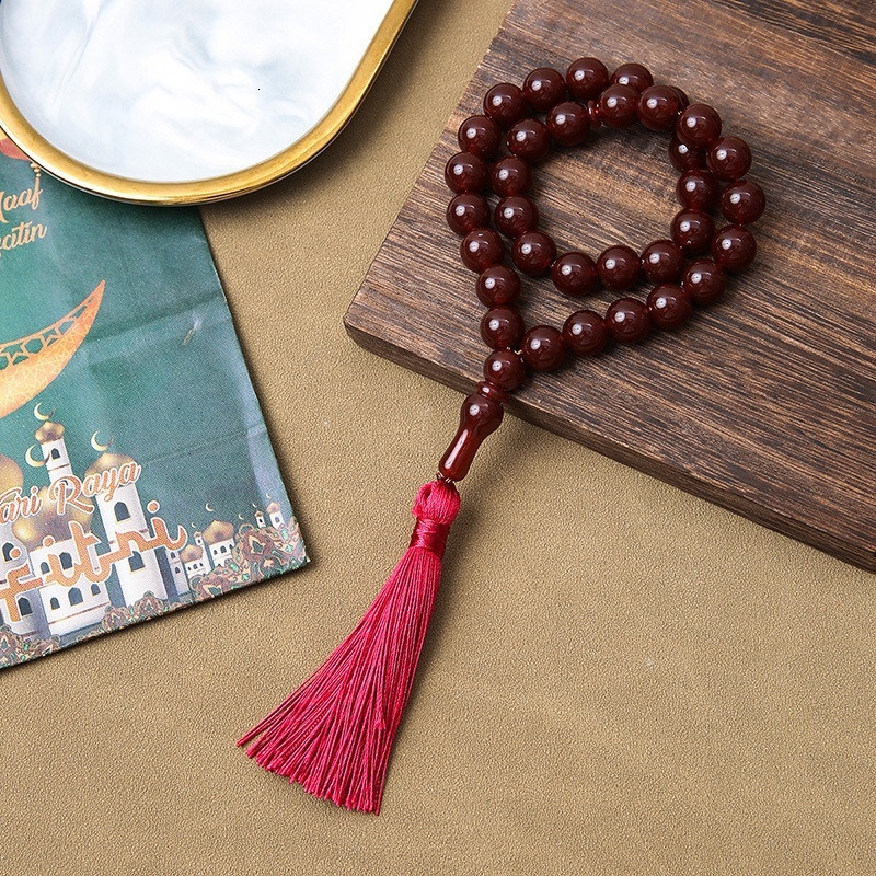 Prayer tassel Muslim Saudi bracelet, 33 beads handmade bead imitation coral bracelet