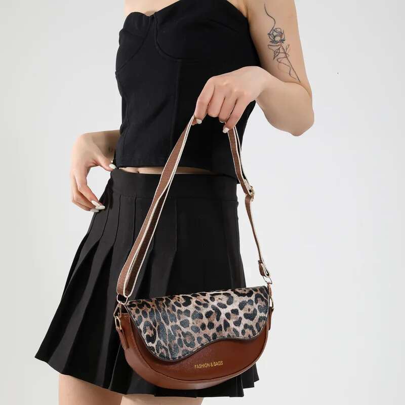 Underarm Shoulder Leopard Bags for Women Trend 2025 New Vintage PU Leather High Quality Fashion Cute Handbag Woman
