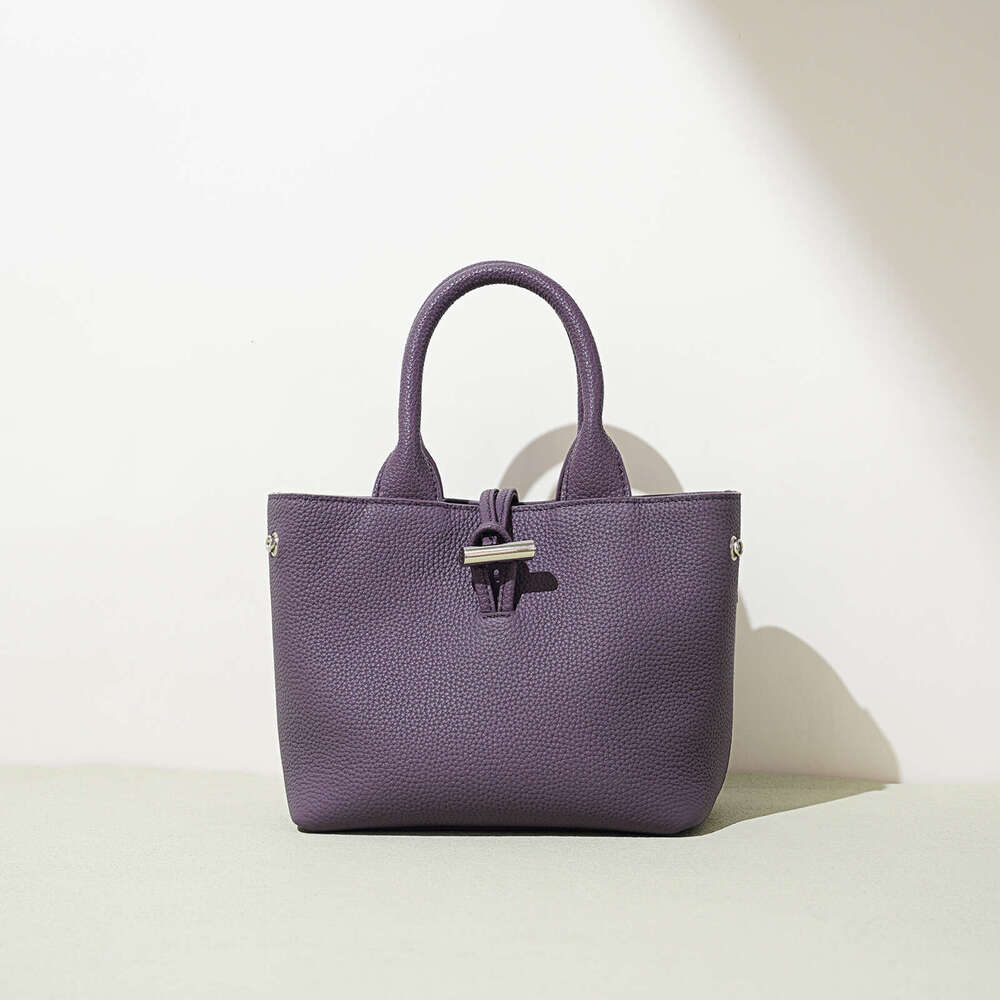 2025 Design New Small Bucket High-End Soft Handbag Versatile Fashion Leather Diagonal Cross Women's Bag