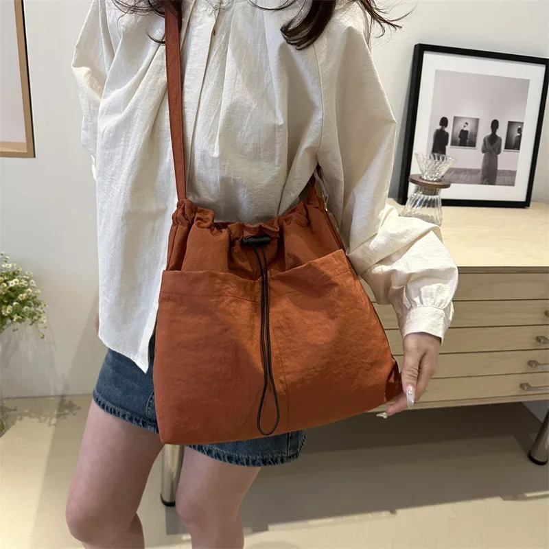 Large Capacity Versatile Shoulder Bag for Womens Summer Lightweight Crossbody Minimalist Tote Handbag 250514