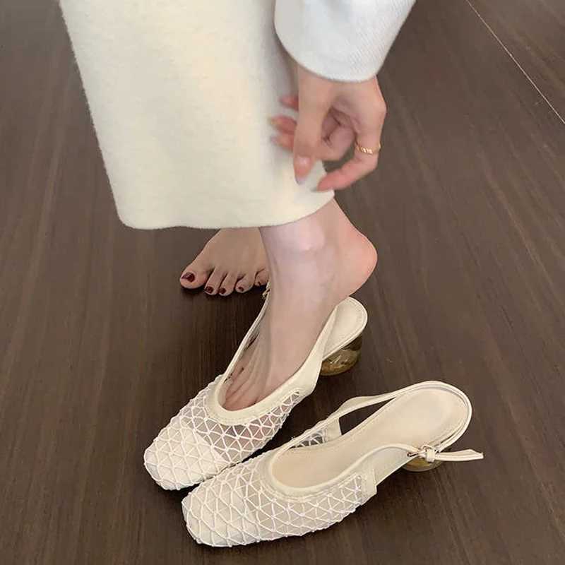 New Summer Hollow Out Women Sandals Fashion Party Dress Pumps Ladies Strange Style Singbacks Mules Shoes W250514