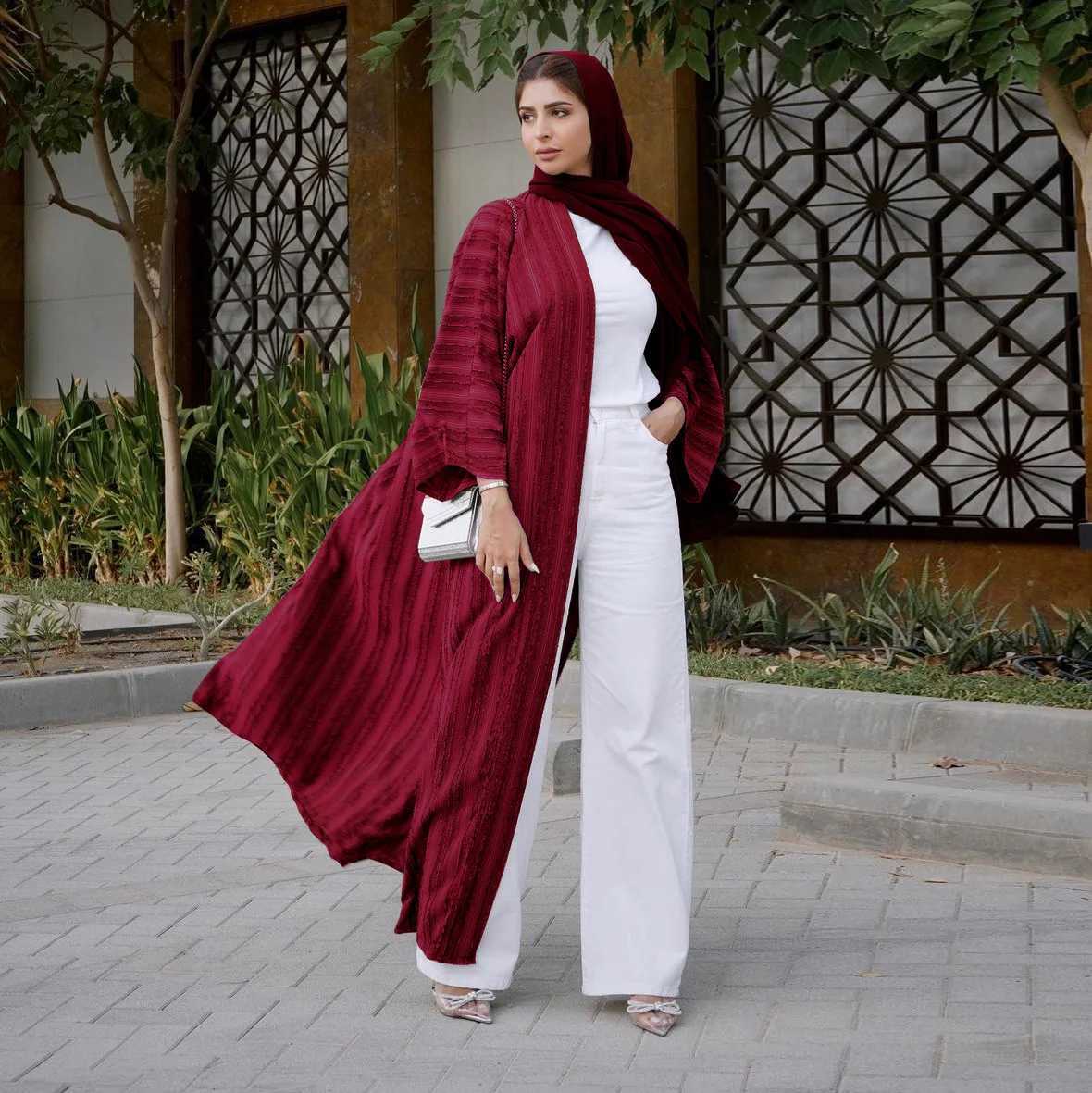 2024 New Arab Clothes Muslim Open Kimono Long Abaya Cardi Robe Striped Ethnic Cardigan Middle Eastern Kaftan With Pockets X250514