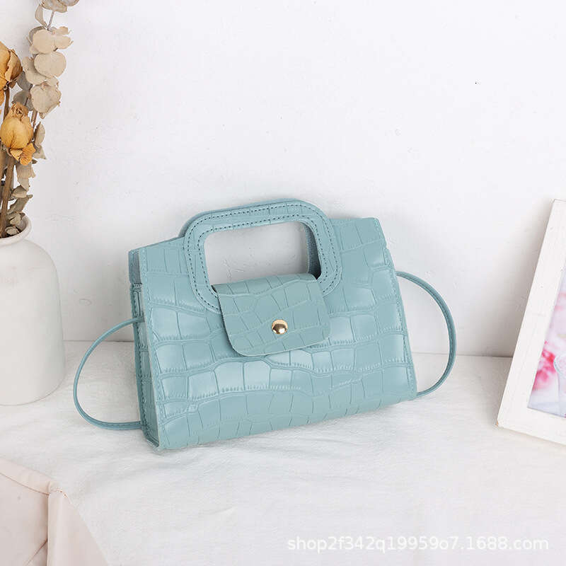 2022 Spring/Summer New Crocodile Pattern Handbag Fashion Chain Cross Shoulder Women's Bag