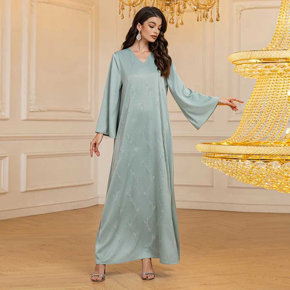 Eid Djellaba Satin Diamonds Abayas for Women Muslim Long Dress Dubai Turkey Kaftan Ka Caftan Marocain Femme Robe Jalabiya X250514