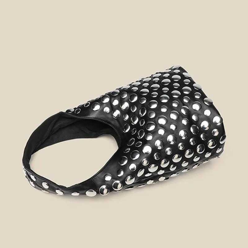 Womens Handbag Wen Studded Design Purses Shoder Hobo Bag Wen Bucket Bag Purse Leather Designer Handbags Streetwear Z250514