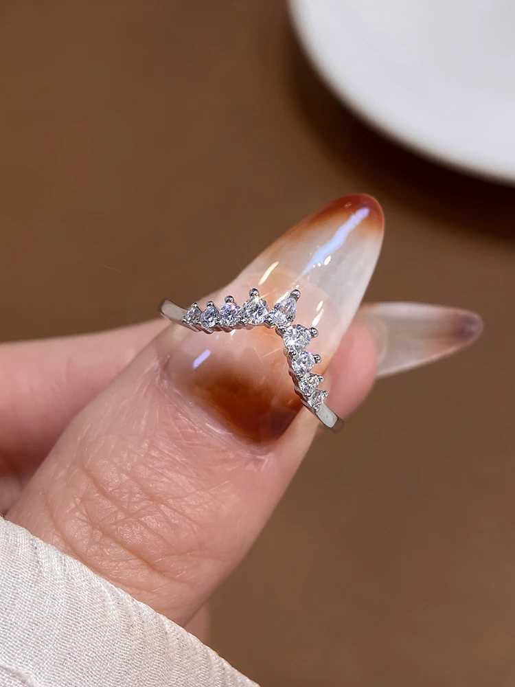 925 Sterling Silver Simplicity Classic V-Shed Water Droplet Ring For Women Engagement Wedding Luxury High Quality Fine JewelryXJ250514