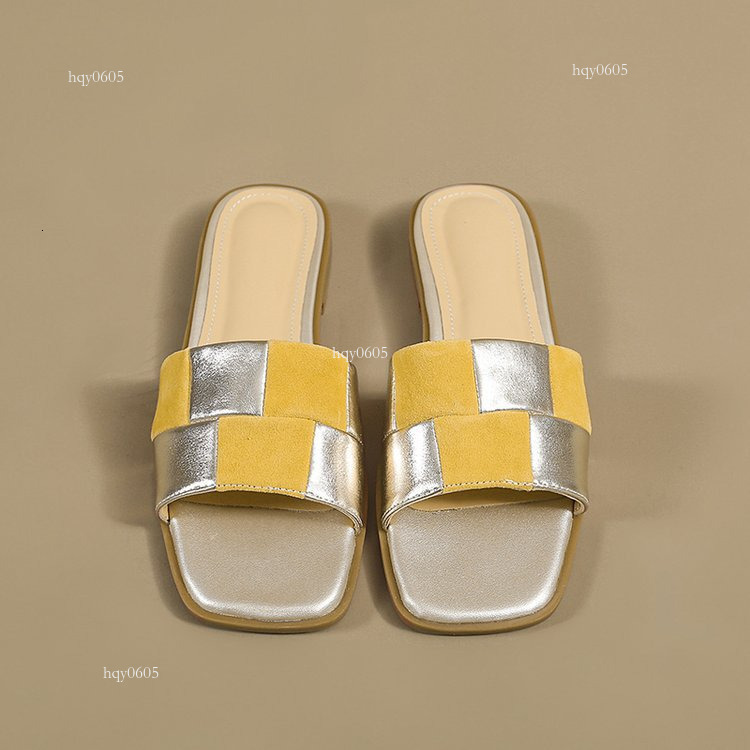 Top brand high-quality new designer new shoes French color blocked flat bottom women's outdoor 2025 new summer soft sole comfortable open toe coo