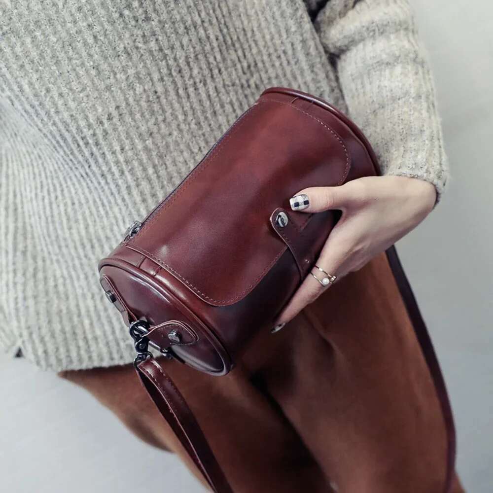 Fashionable Retro Large Capacity Cylindrical PU Leather Single Shoulder Crossbody Bag