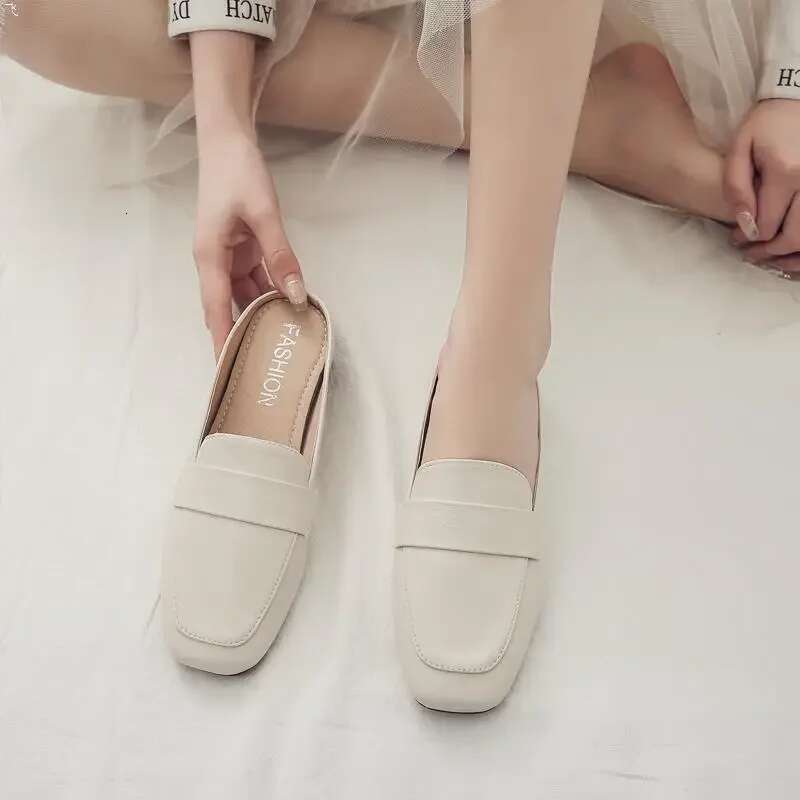 Baotou Half Slippers New Fashion Leather Slip-on Lazy Soft Sole Flat atos Mujer Women Shoes