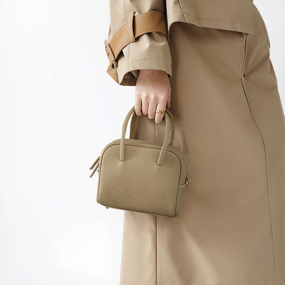 Bag Crossbody Versatile Top Layer Cowhide Tote Fashionable Commuting Small Square Bag Women's High-End Handbag