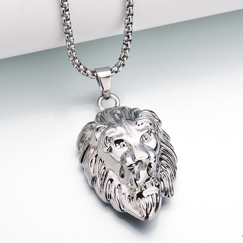 High quality lifestyle, hip-hop style, unisex fashion, personalized and cool, lion head necklace, collarbone chain
