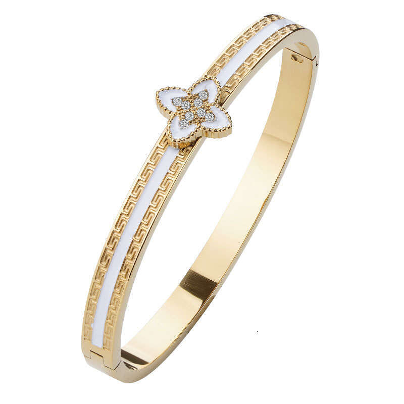 Luxury Jewelry four leaf Clover Bracelet titanium steel Gold color Plate Agate Diamond Fashion Charm Chain ins fashion design Wedding Gift Party Good 