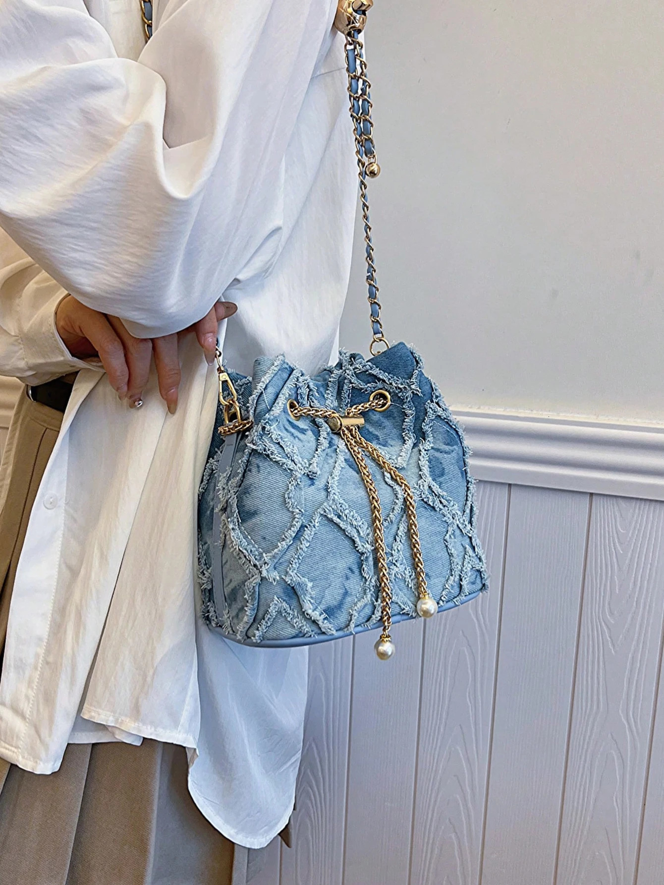 Vintage Denim Bucket Bag Retro Style Light Blue Ripped Edge n Gold Chain Pearl Embellishment Adjustable Fringe Shoulder 250514