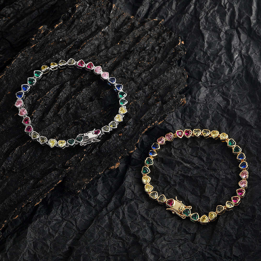 Colorful Bracelet Heart shaped 4 * 4mm Couple Layered Tennis Hip Hop Love Chain