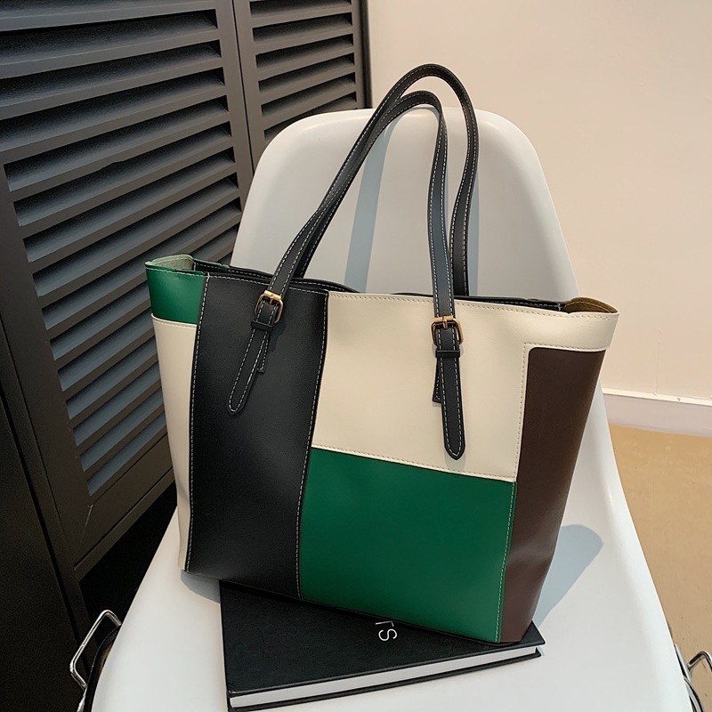 Free Delivery Designer Bag Big For Women 2025 Trendy Korean Edition Large Capacity Simple Single Shoulder Splicing Color Contrasting Tote Bag Hand Lux