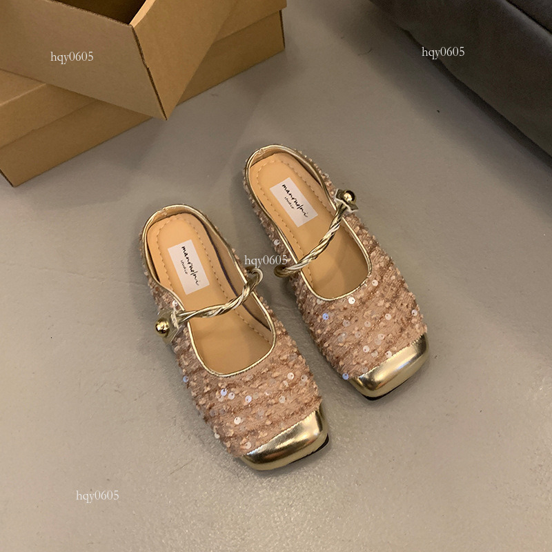 Top brand high-quality designer new flat bottomed French women's shoes, new summer cool slippers, small fragrance, headband half slippers fashion