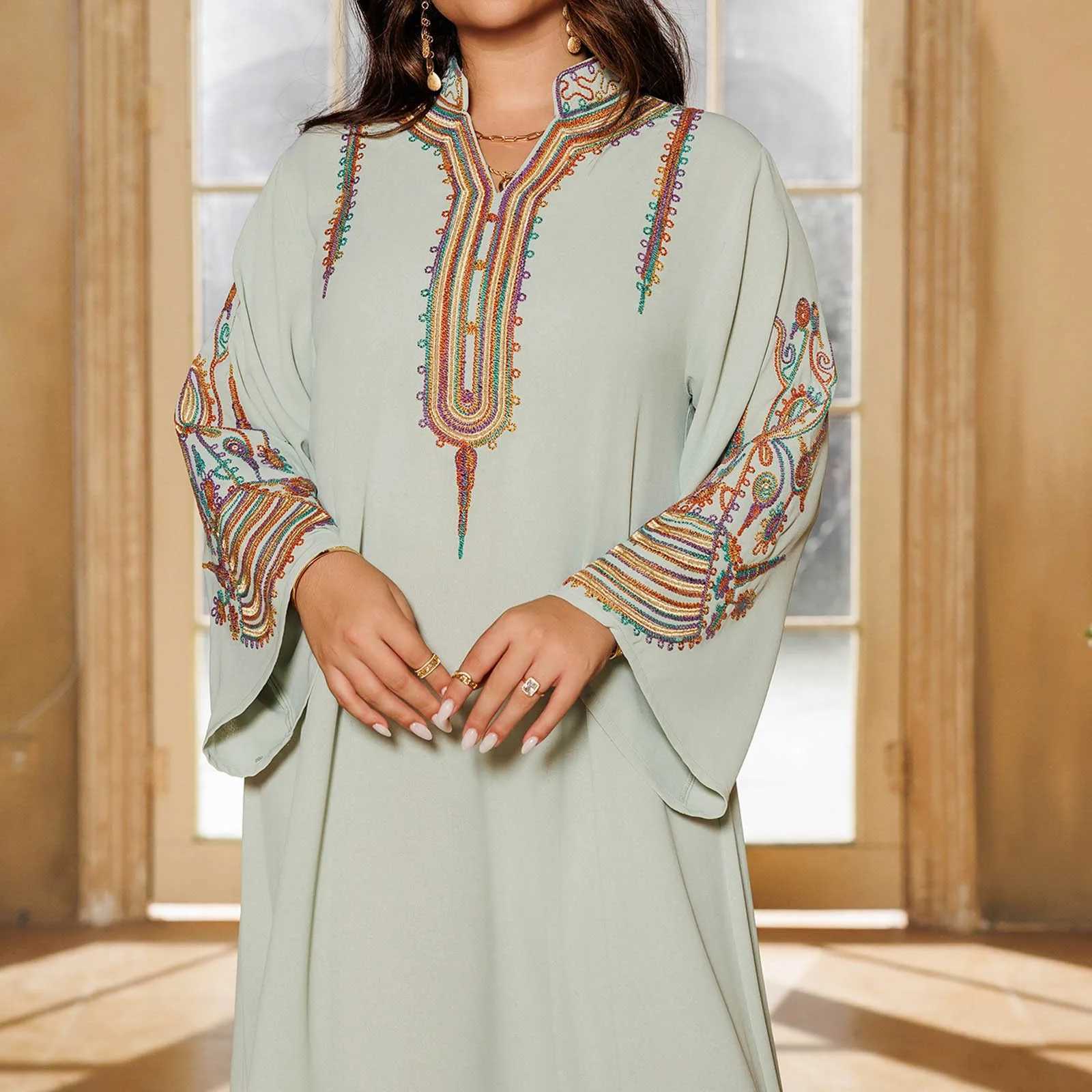 2025 Abaya Women Party Dress Embroidery Muslim Modest Eid Dresses Jalabiya Long Robe Ramadan Morocco Dubai Kaftan Vestidos Abaya X2505141