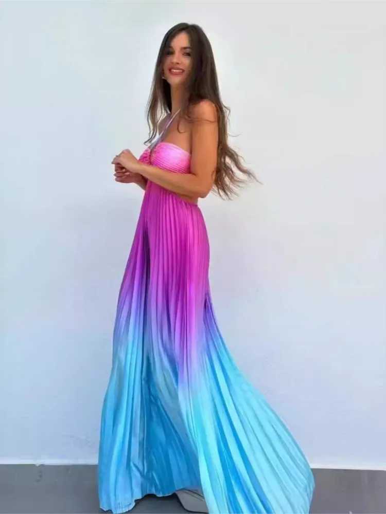 Gradient Color Halter Neck Tube Top Dresses Women Sexy Low Cut Hollow Out Backless Pleated Dress Beach Vacation Party DressesXJ250514