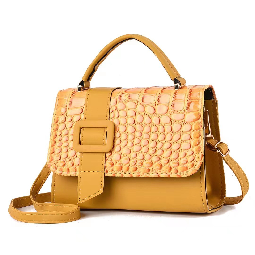 Free shipping on 2025 new designer bags Summer casual Korean version new bird women's fashion small crossbody popular hand held shoulder bag