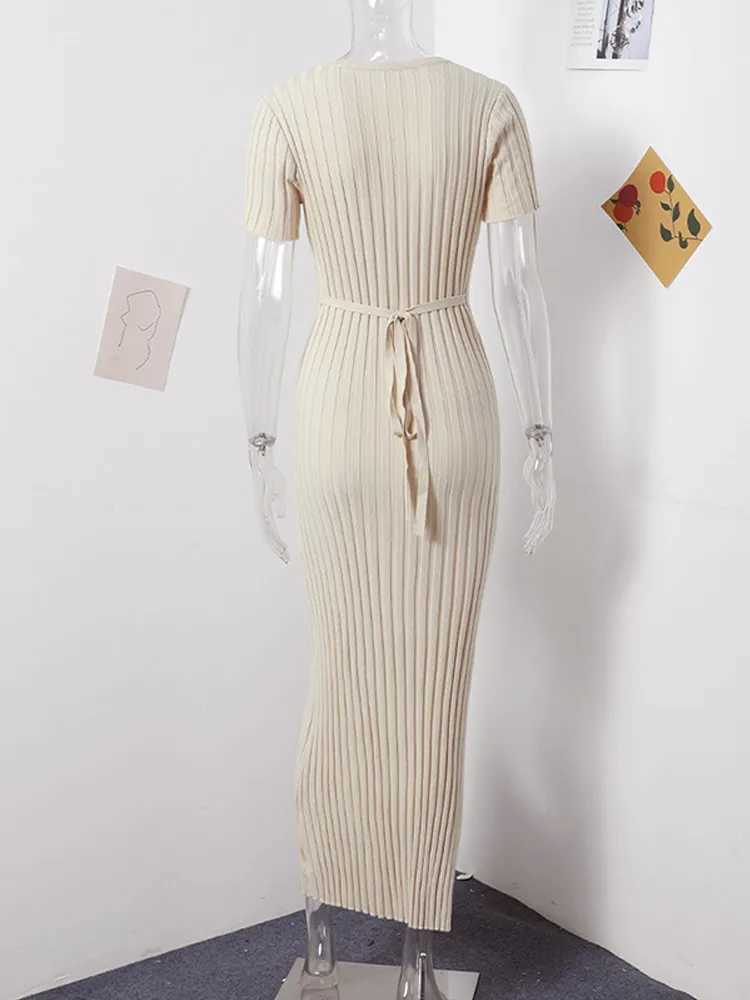 Knitted Women Long Dress Short Sleeve Pleated Lady Dresses 2024 Fashion Autumn Winter Hip Package O Neck Female DressesXJ250514