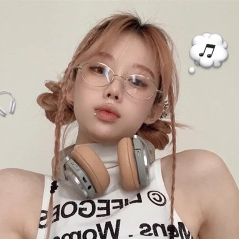 Designer Sunglasses For Women Men Oval Small Frame Anti-blue Light Retro Glasses Decorative Flat Light Sunglasses Eyewear CB7820