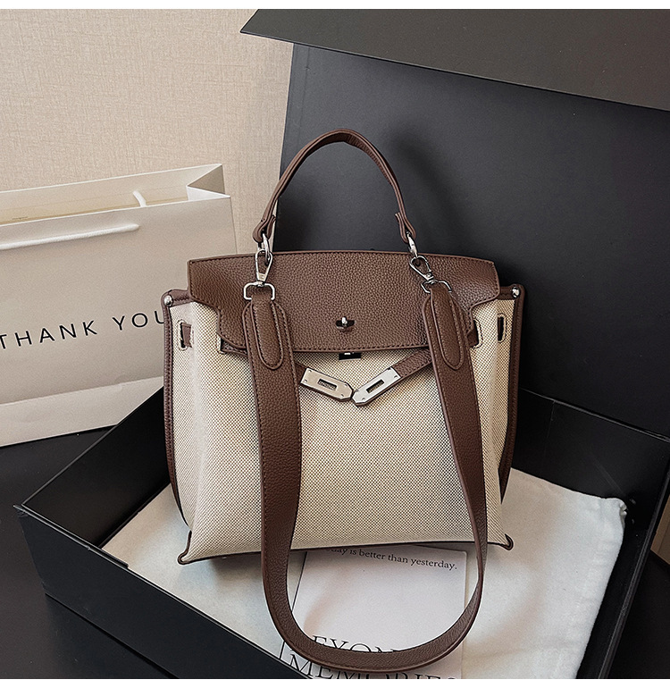 Women's 2025 New Shoulder Bag Linen Splicing Designer Bag Metal Buckle Comparison Texture Handbag Practical Storage Commuter Crossbody Bag Luxury