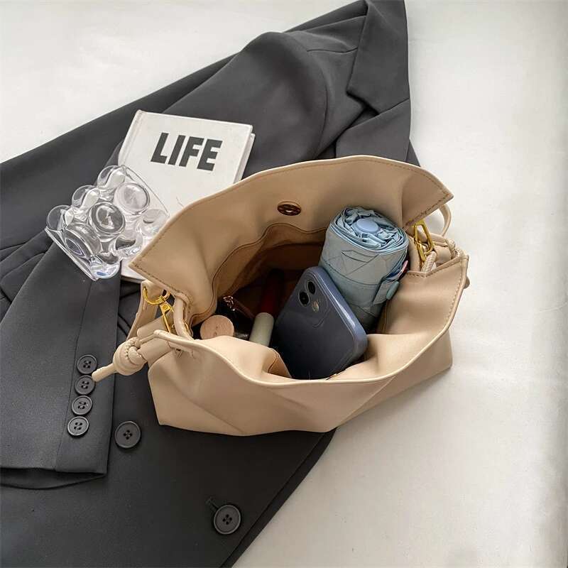 Soft PU Leather Female Small Shoulder Pleated Cloud With Drawstring Solid Bucket Ladies Simple Chic Hobo Bag Satchel
