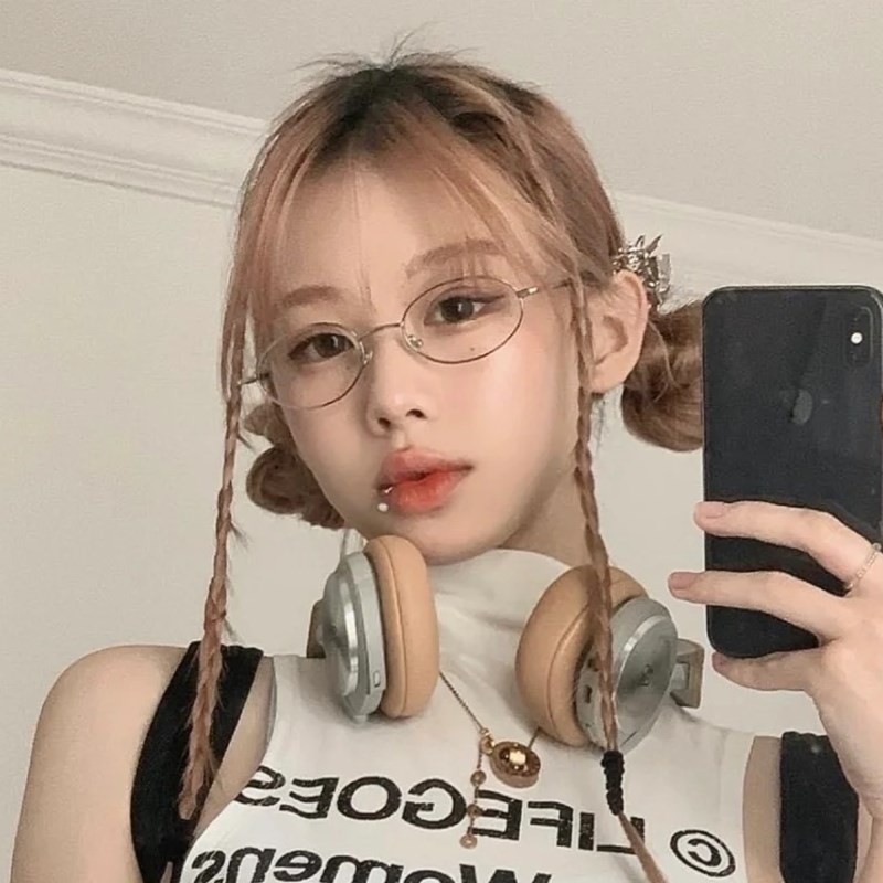 Designer Sunglasses For Women Men Oval Small Frame Anti-blue Light Retro Glasses Decorative Flat Light Sunglasses Eyewear CB7820