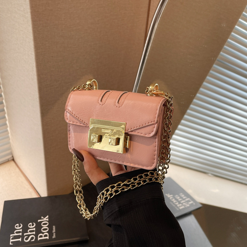 Niche Fashion Mini Chain 2025 Spring New New Free Delivery Designer Luxury Bag Bag Korean Simple And Western Small Square Candy Color Crossbody Bag