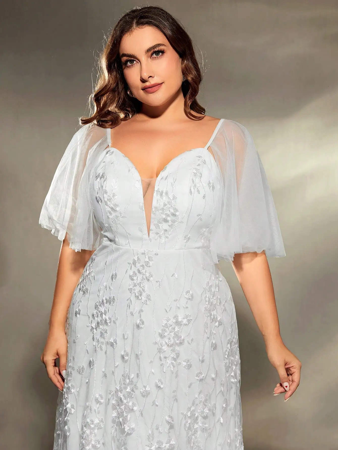 Mgiacy plus size Vneck gauze large trumpet sleeve patchwork embroidered lace A set wedding dress PROM Party 250506