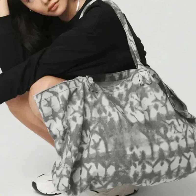 In Stock Women's Bag High Volume Cloth Designer Mini Handbag Niche Fashion Travel Package Multifunctional Casual Bags