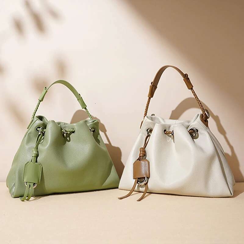 2025 New Niche Design Genuine Leather Lady High Quality Bag Commuting Versatile Fashion Woman Handbag