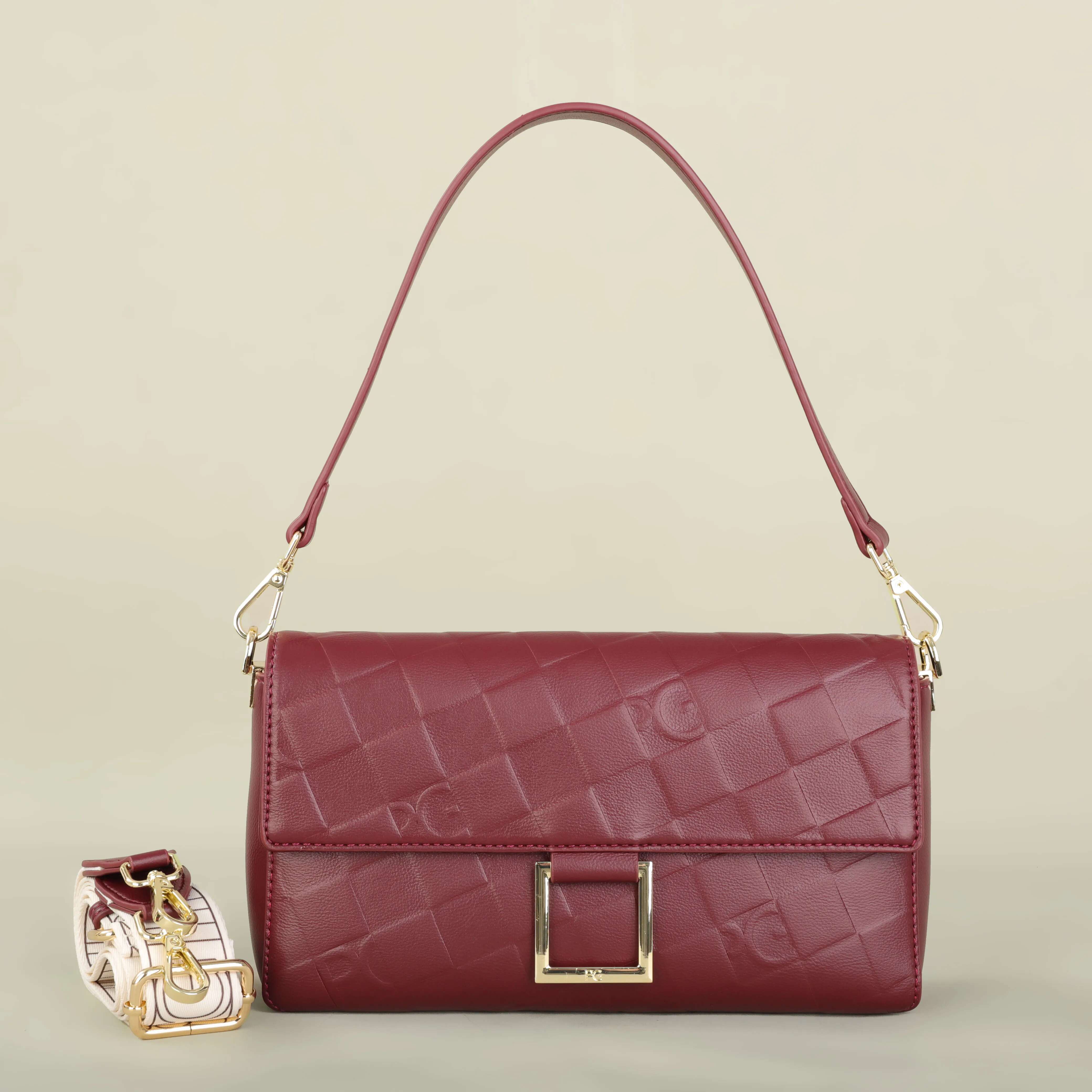 PG Exquisite Brand Fashion Handbag Classic Solid Design Shoulder Dark Letter Emed Ladies Party Bag