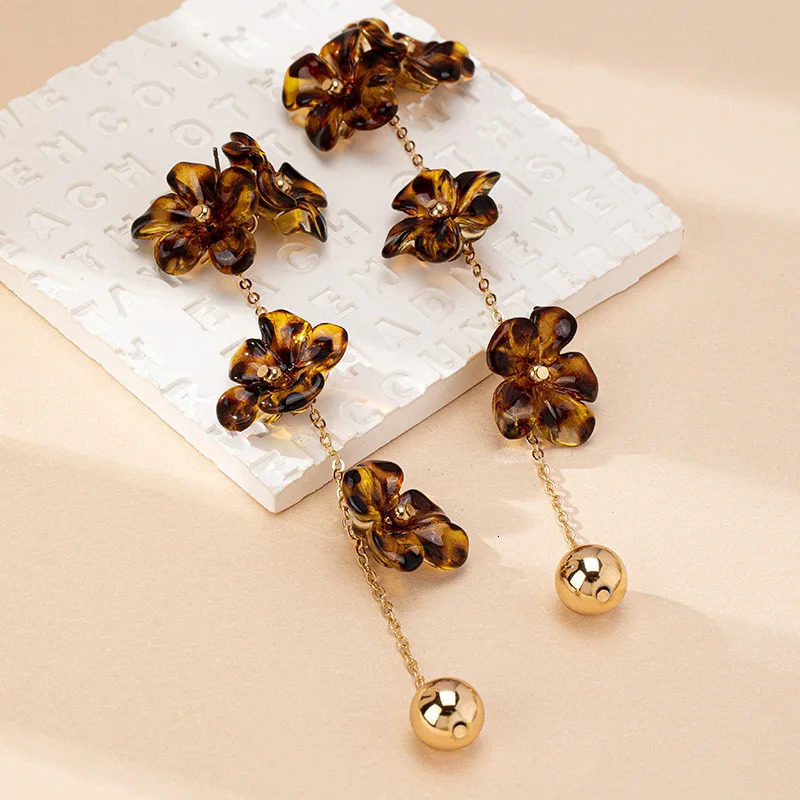 European and American Trendy Acrylic Leopard Print Flower Earrings for Women Exaggerated Sexy Long Tassel Earrings 250514