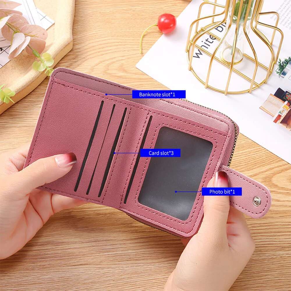 1Pc Women Wallets Embroidered Love Heart Short Wallet Fashion Ladies Card Holders Clutch Bag ID Holder Zipper Snap Coin Purse