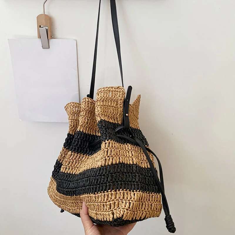 Fashion Striped Straw Large Tote Bag Casual Paper Woven Women Handbag Handamde Summer Beach Shoulder Crossbody Bags