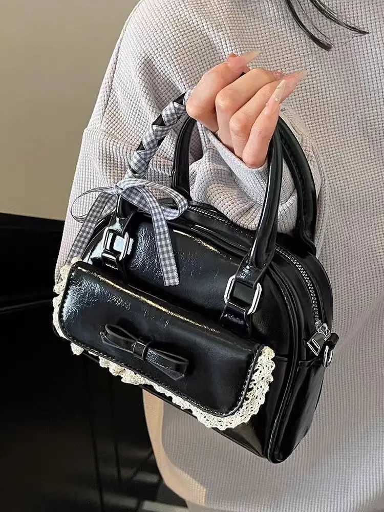 Luxury Designer Brand Mini Square Crossbody Bag For Wen 2025 New Sweet Bow Lace Handbag Fi PU Leather Shoder Bag Z250514