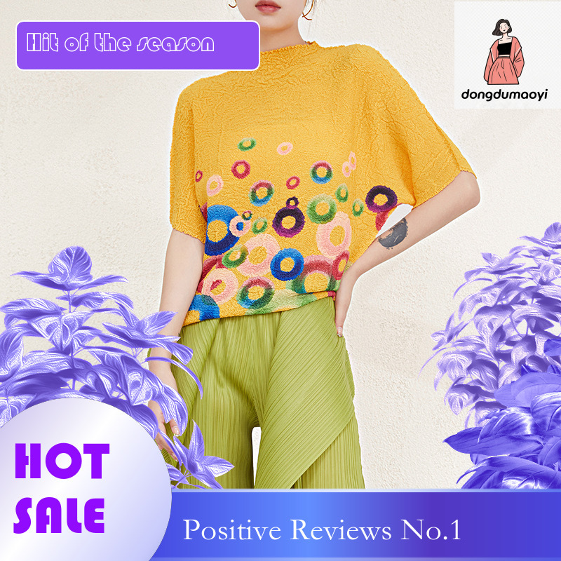 dongdumaoyi Miyake top women's summer pleated thin loose slimming plus size design rendering printed semi high neck short sleeved T-shirt