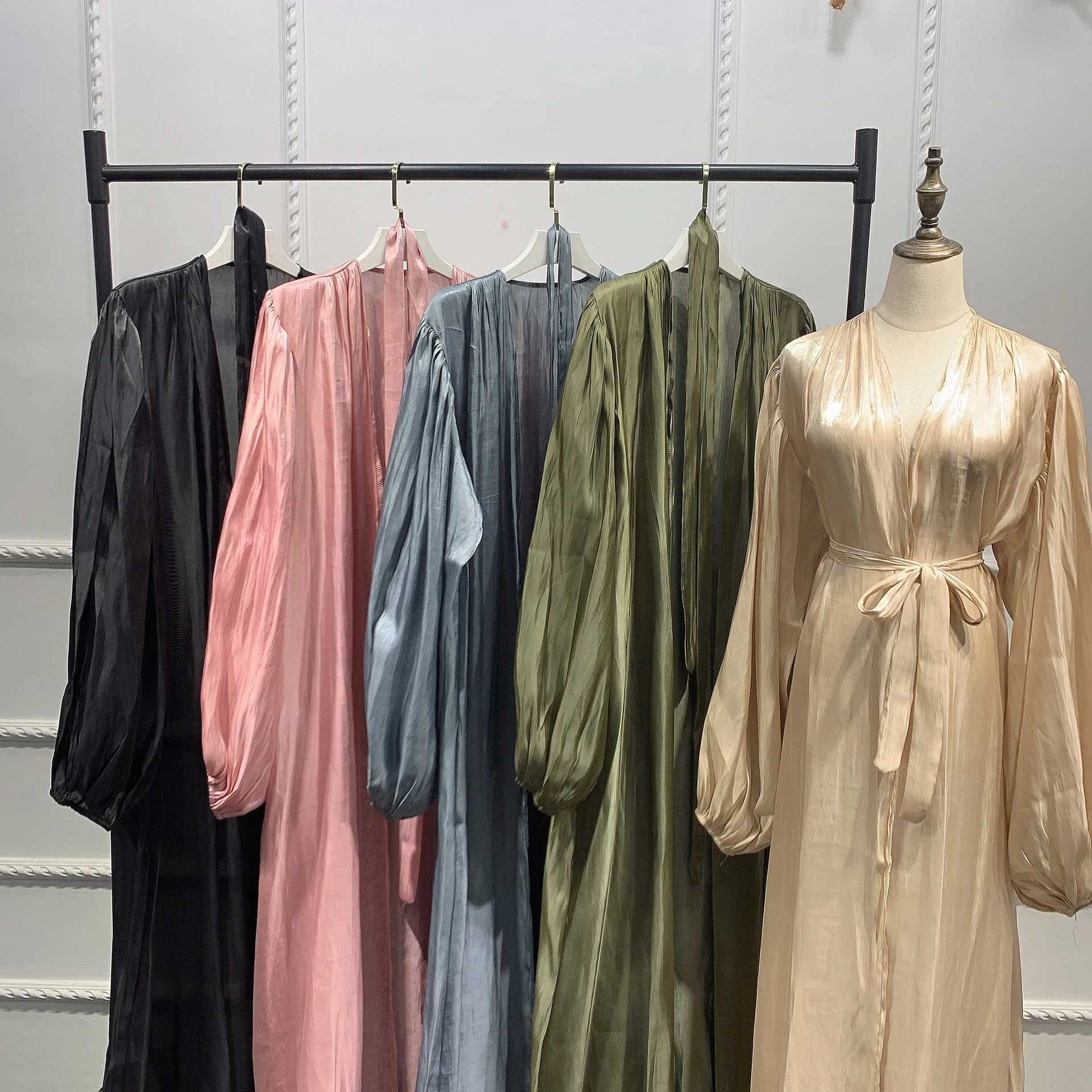 2024 Eid Djellaba Abaya Dubai Shiny Soft Cuff Slves Muslim Dress Silky Kimono Dubai Turkey Muslim Dress Islam Abayas With Belt X250514