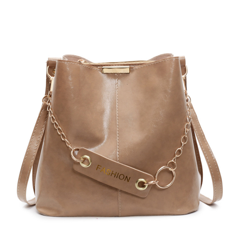 Free Delivery Designer Bag Women's 2025 New Crossbody Bucket Feeling Versatile Shoulder This Year's Popular Commuting For Women Luxury Bag