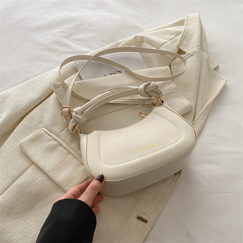 Free Delivery Designer Bag Elegant And Stylish Korean Hand 2025 Spring Versatile Instagram One Shoulder Crossbody Small Square Bag For Women Luxury Ba